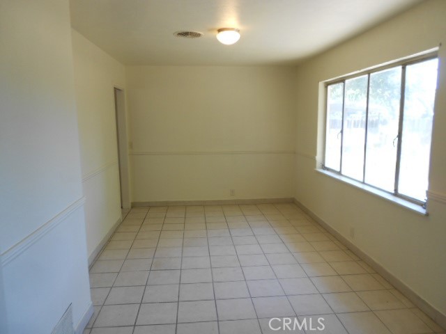 98 Sandy Ln, Merced, CA 95340