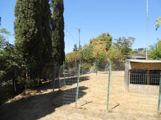98 Sandy Ln, Merced, CA 95340