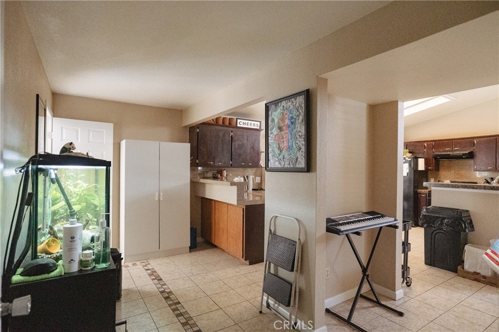 310 Buena Vista Ct, Merced, CA 95348