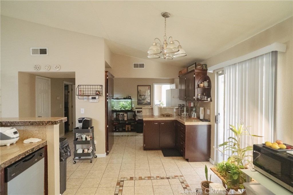 310 Buena Vista Ct, Merced, CA 95348