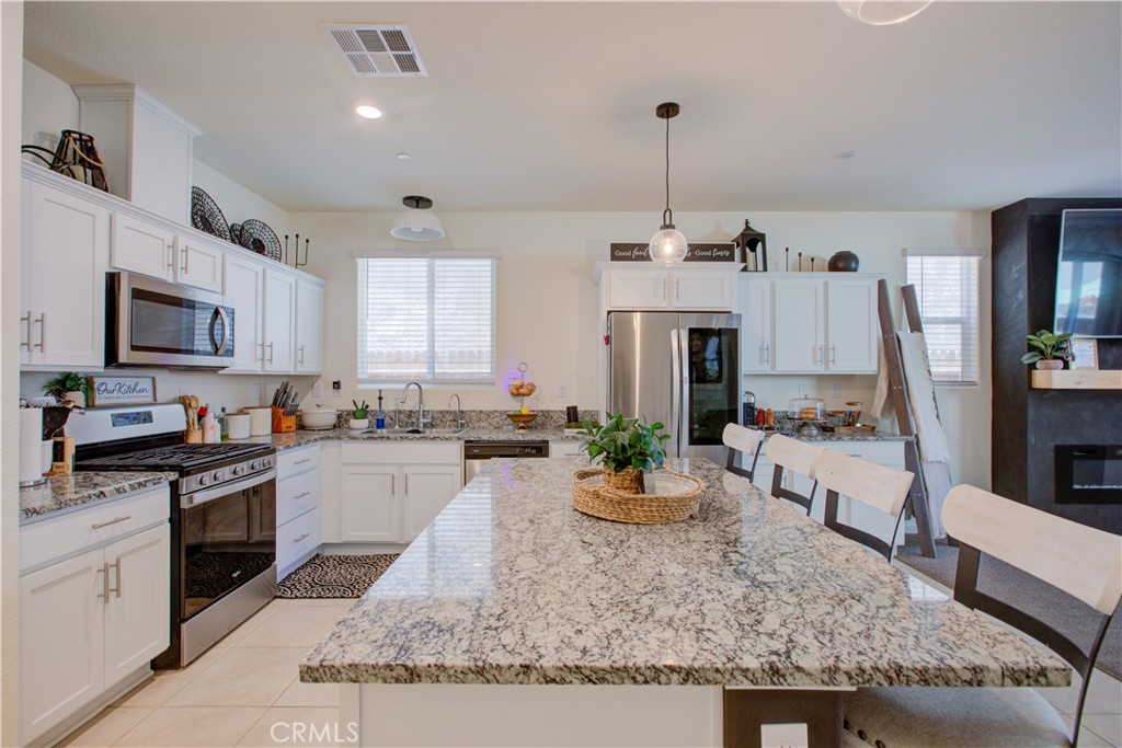 345 Sullivan Dr, Merced, CA 95348