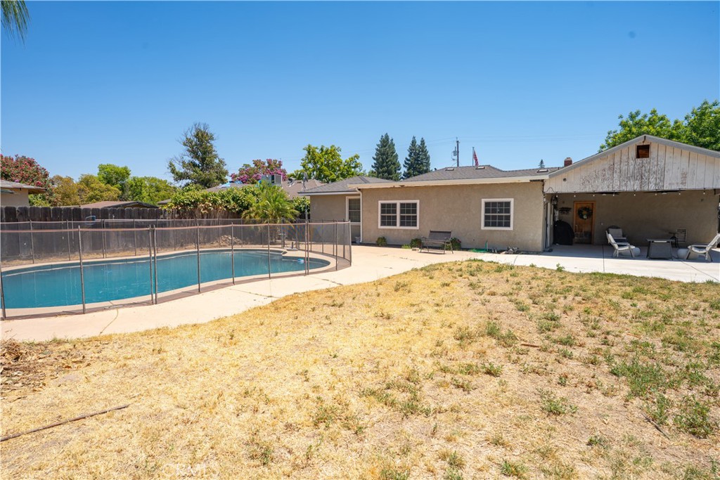 1971 6th St, Atwater, CA 95301