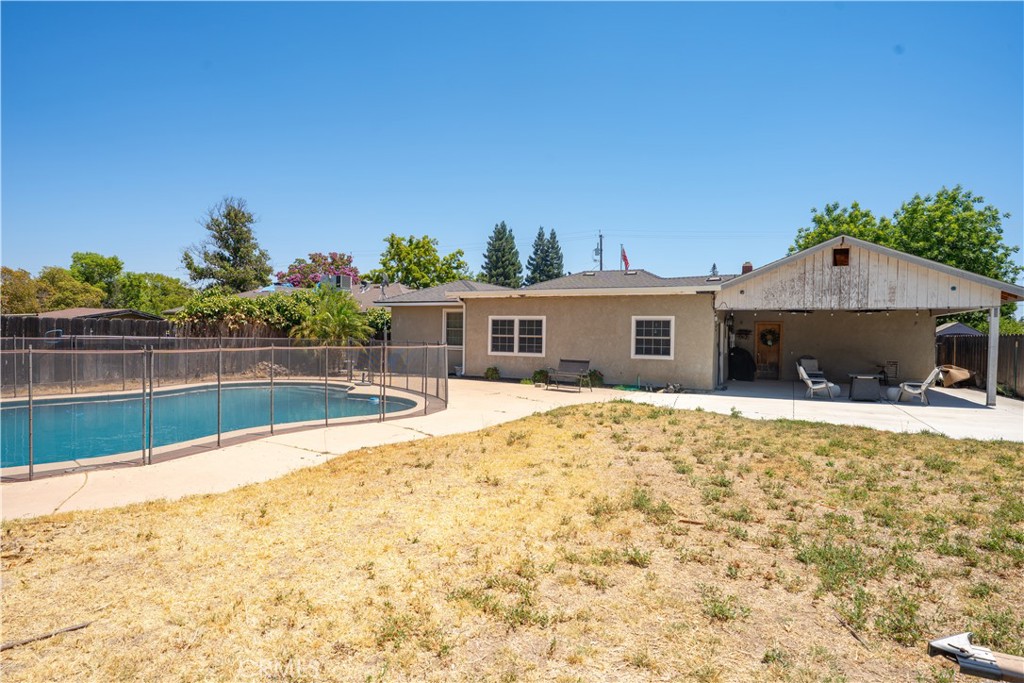 1971 6th St, Atwater, CA 95301