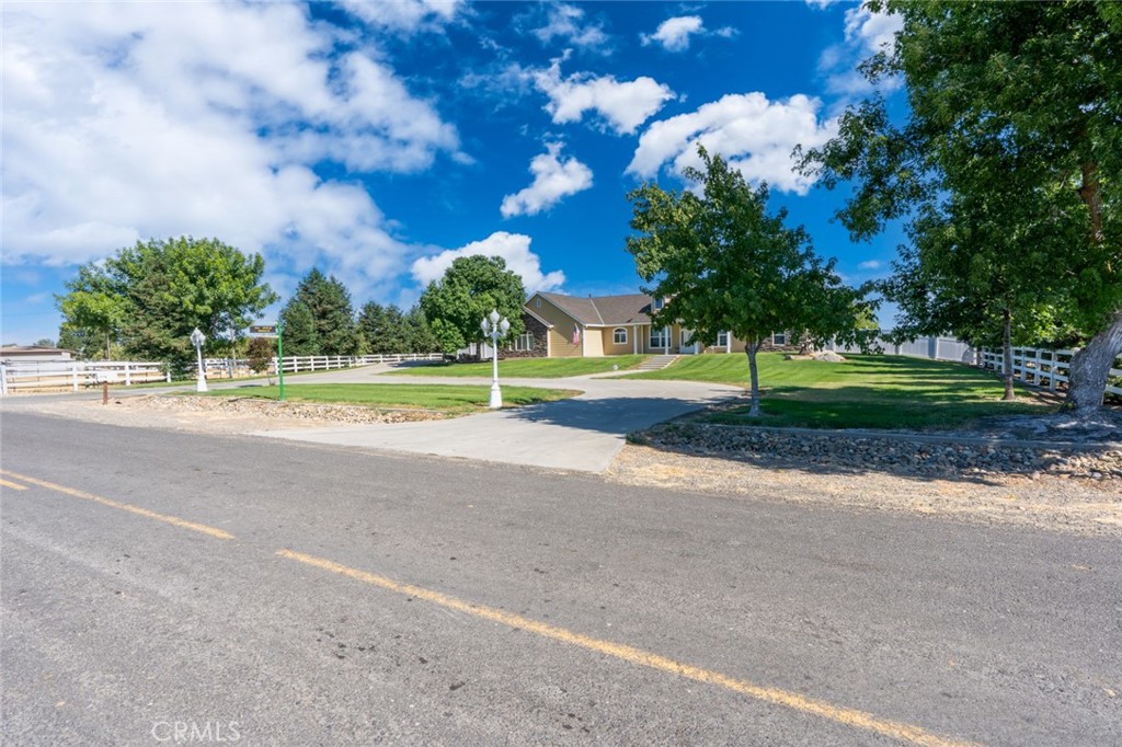 4040 E Vassar, Merced, CA 95348