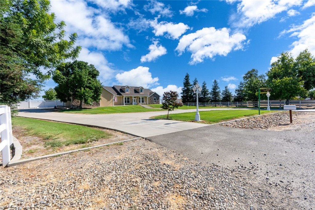 4040 E Vassar, Merced, CA 95348