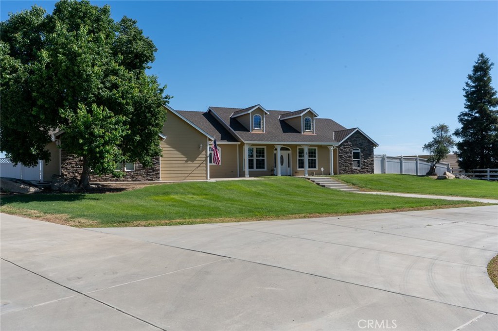 4040 E Vassar, Merced, CA 95348