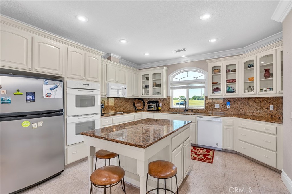 4040 E Vassar, Merced, CA 95348