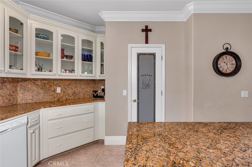 4040 E Vassar, Merced, CA 95348