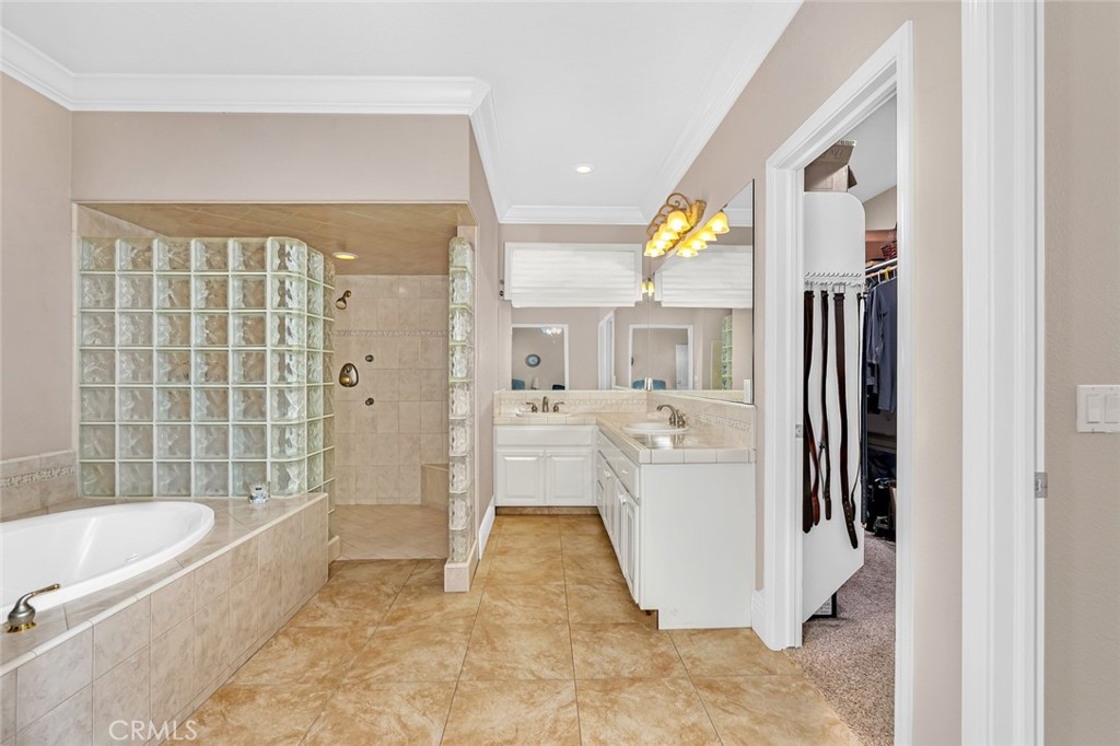 4040 E Vassar, Merced, CA 95348