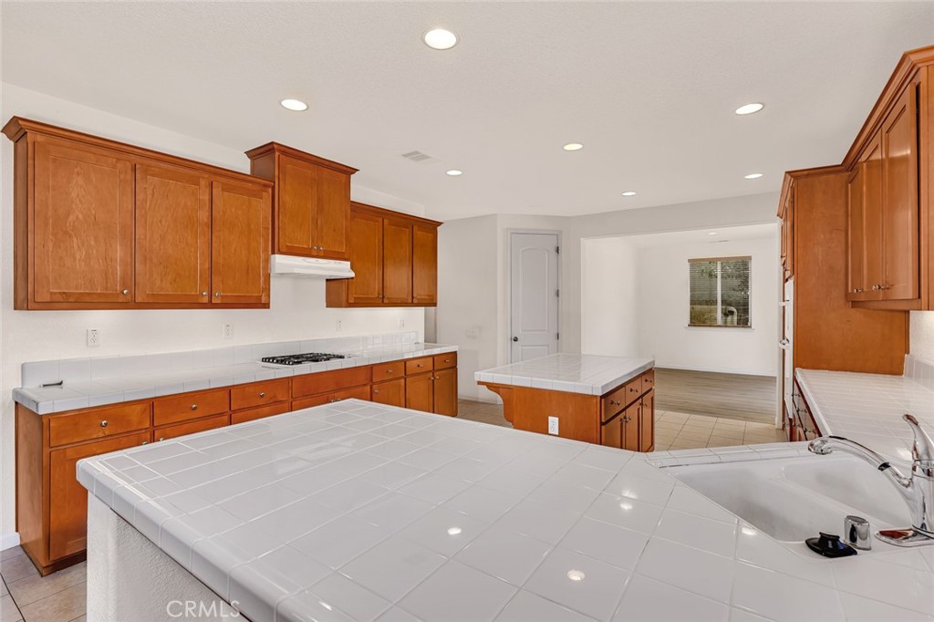 1289 Verdon Ct, Merced, CA 95348