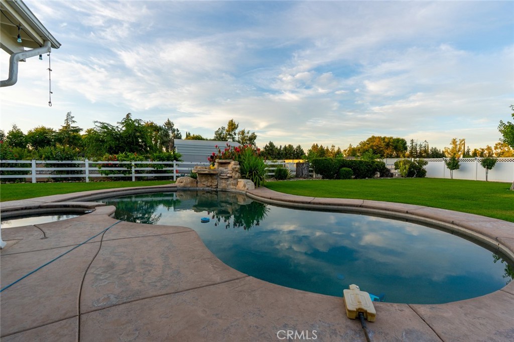 2830 Dunn Rd, Merced, CA 95340