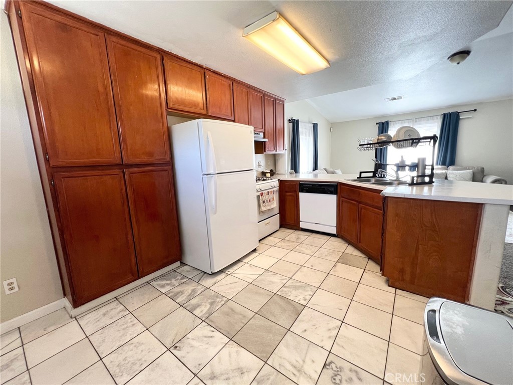 2993 Birmingham Ct, Merced, CA 95340