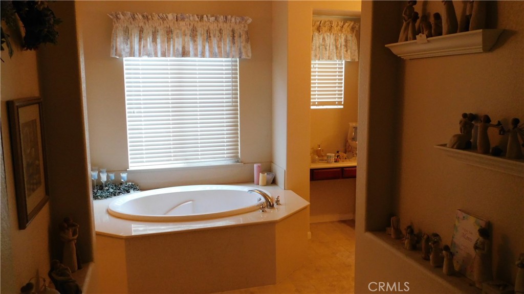 1216 Aups Ct, Merced, CA 95348