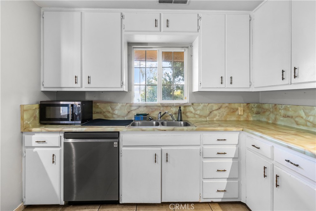 2394 Dan Ward Rd, Merced, CA 95348