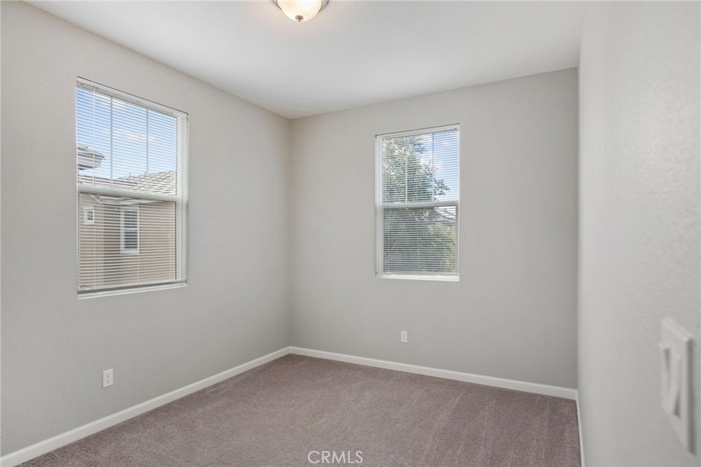 1482 Autry Way, Merced, CA 95348