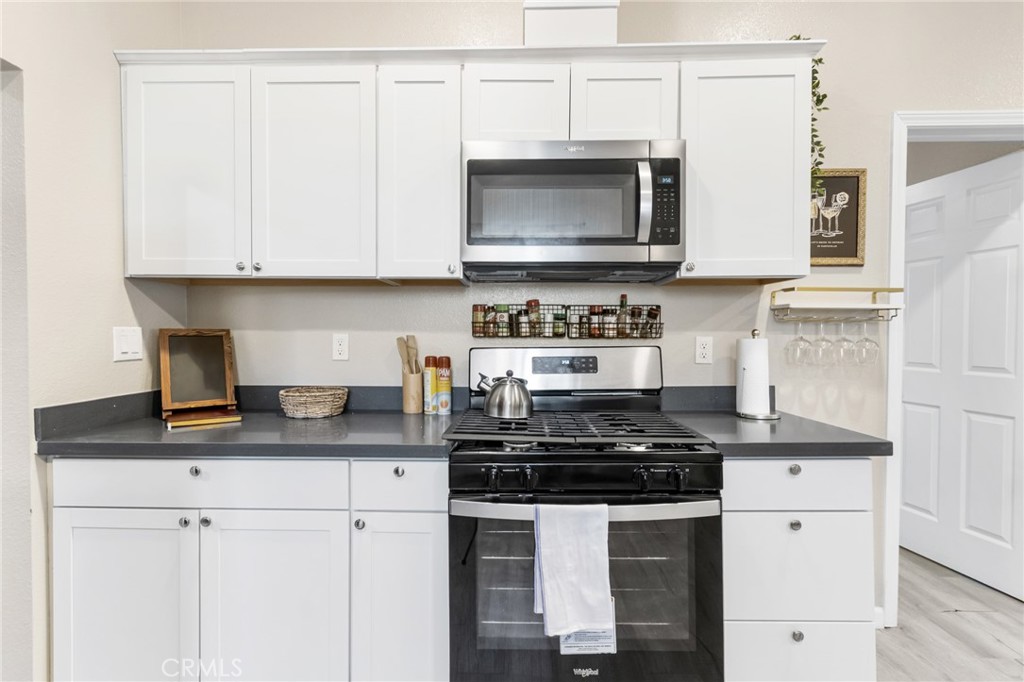 944 W 18th St, Merced, CA 95340