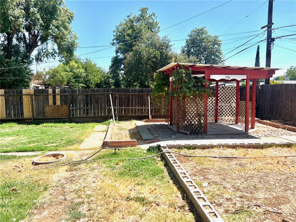 1550 Primrose Ave, Merced, CA 95340