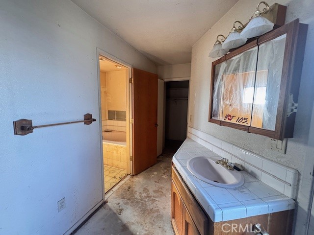 352 Terri Dr, Atwater, CA 95301