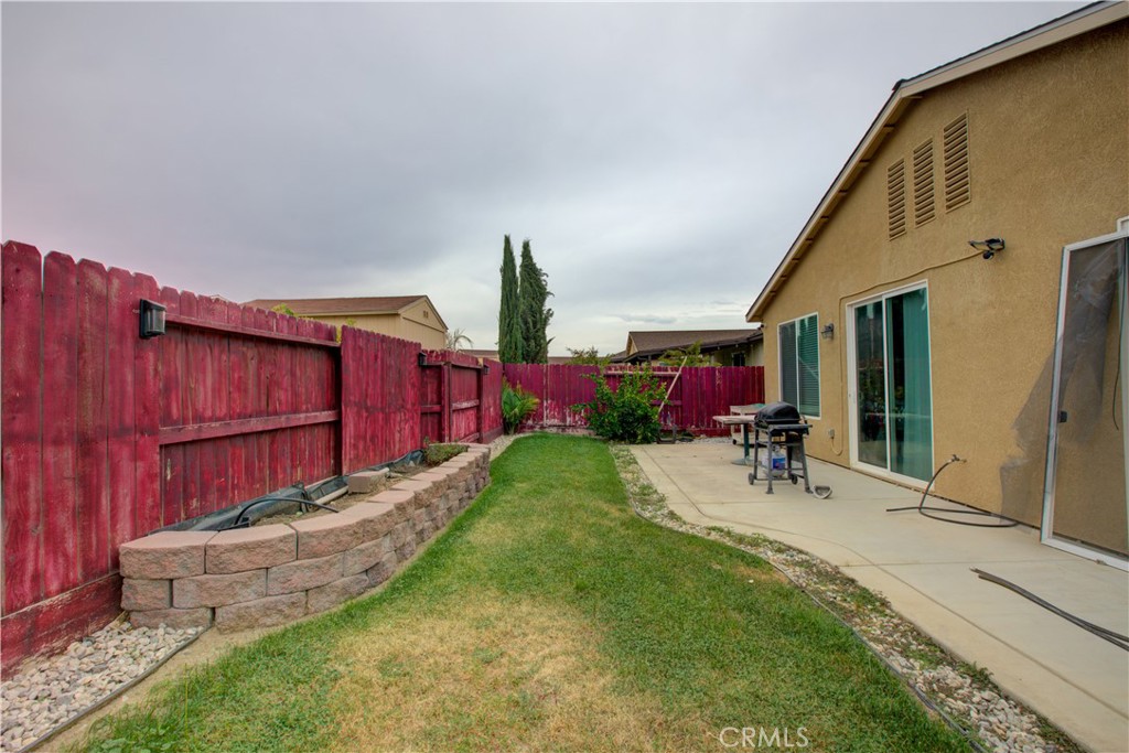 694 Marybelle Dr, Merced, CA 95348