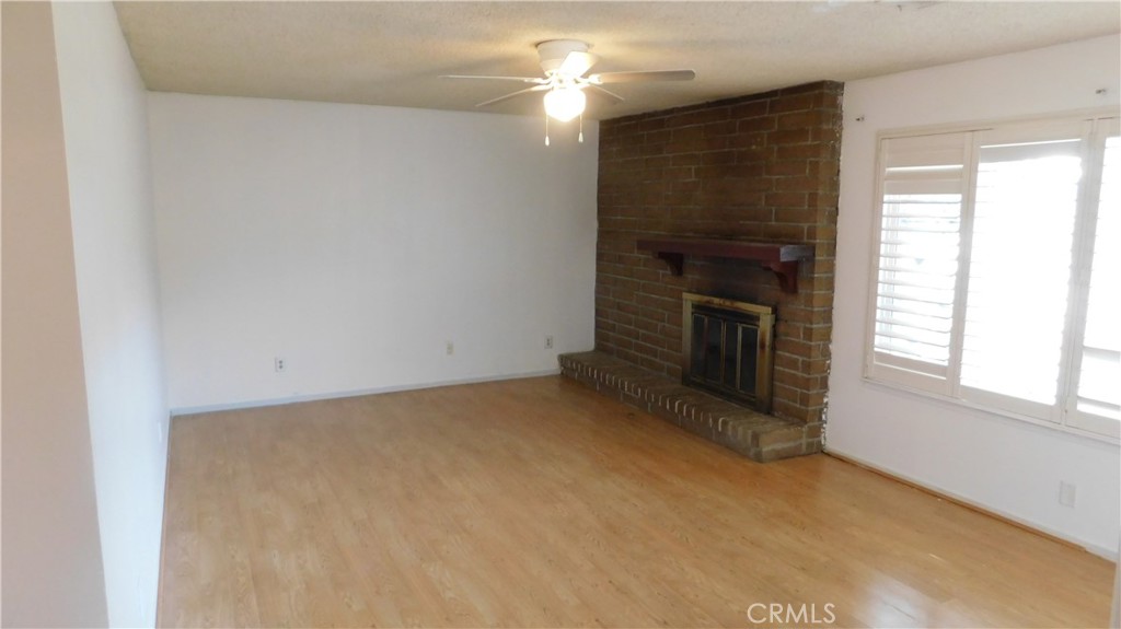 2257 E Olive, Merced, CA 95340