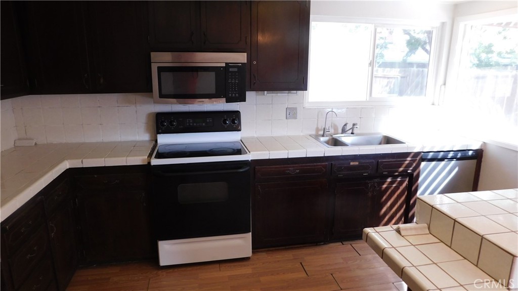 2257 E Olive, Merced, CA 95340