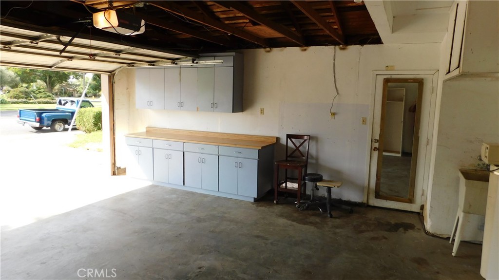 2257 E Olive, Merced, CA 95340