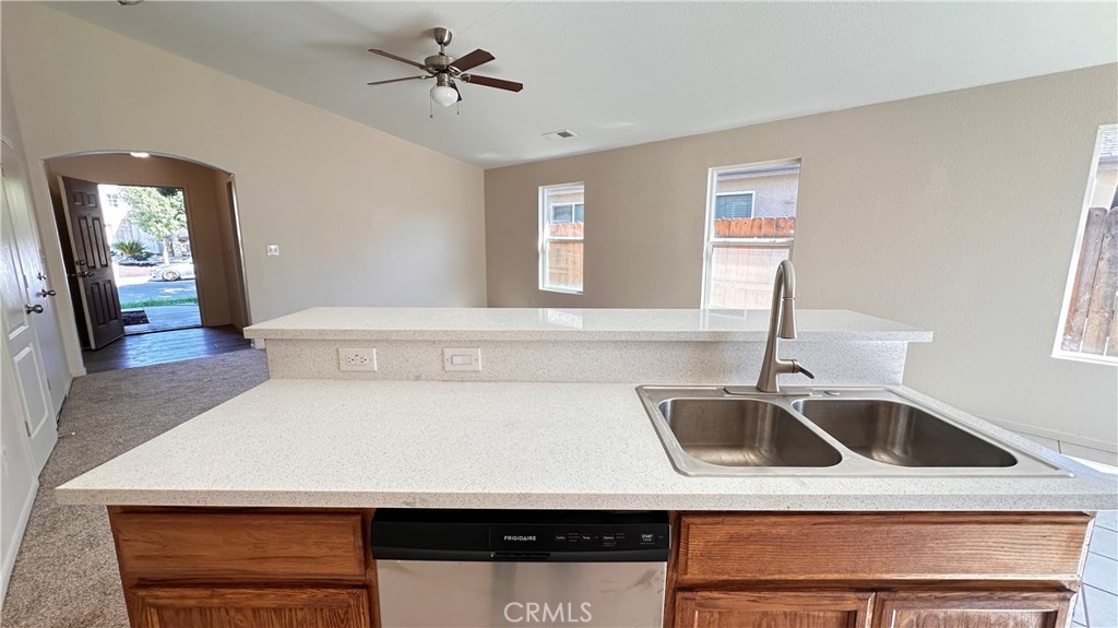 2125 W Antley, Merced, CA 95348