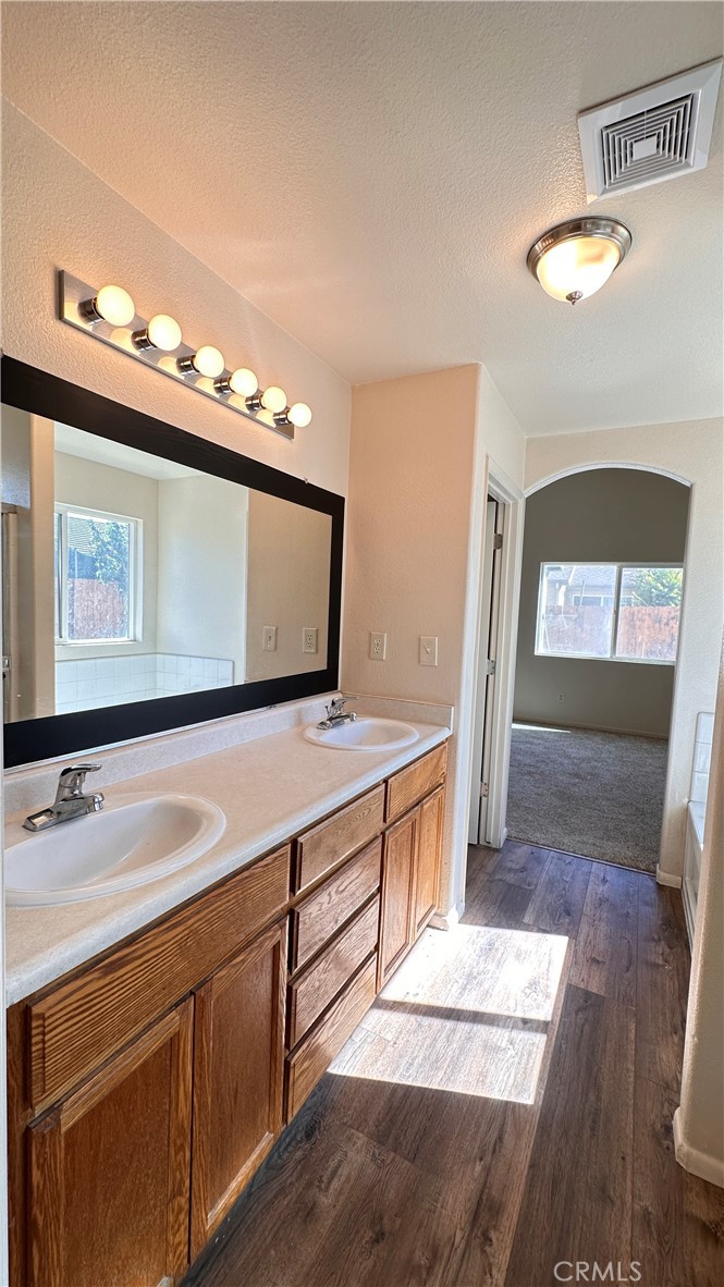 2125 W Antley, Merced, CA 95348