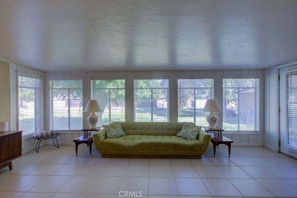 651 E 21st, Merced, CA 95340