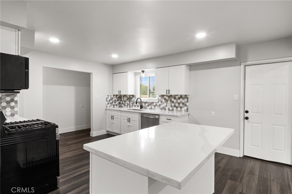 2618 Hoover Ct, Merced, CA 95340