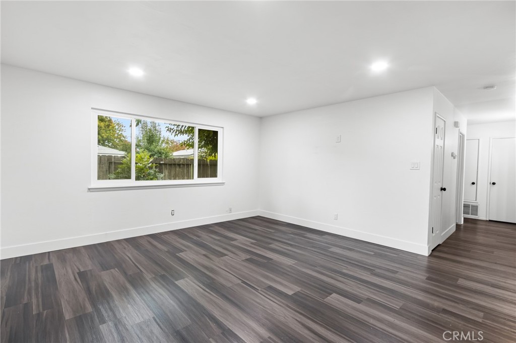 2618 Hoover Ct, Merced, CA 95340