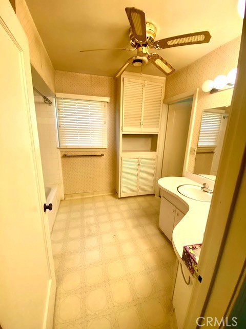 8 W 25th St, Merced, CA 95340