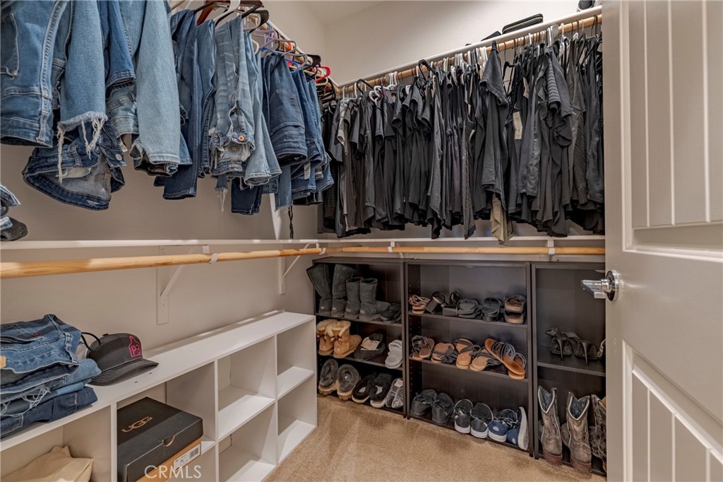 331 Carly Anne Dr, Merced, CA 95341