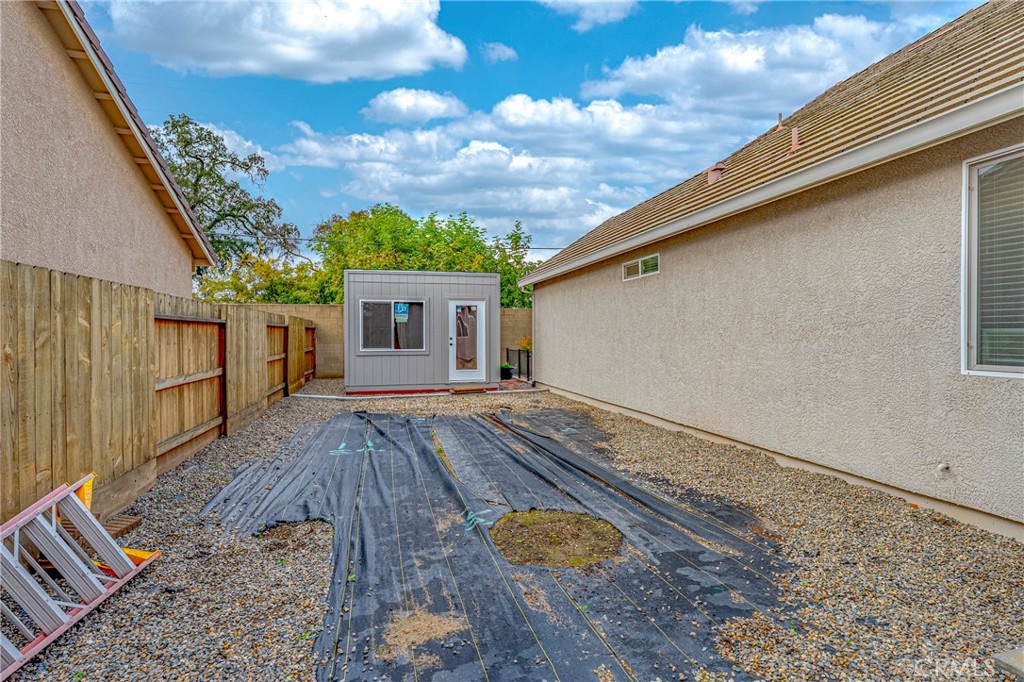 331 Carly Anne Dr, Merced, CA 95341