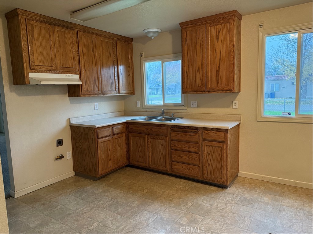 204 W 25th, Merced, CA 95340