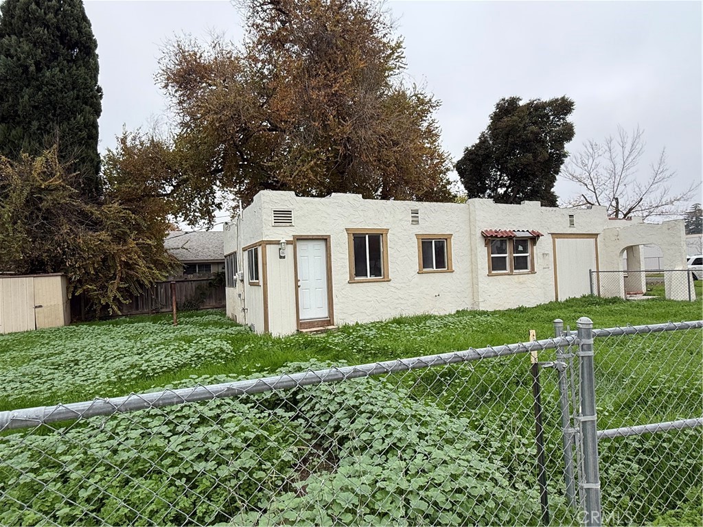 204 W 25th, Merced, CA 95340