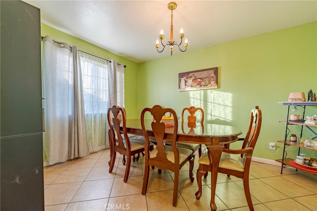 2394 Lance St, Merced, CA 95348