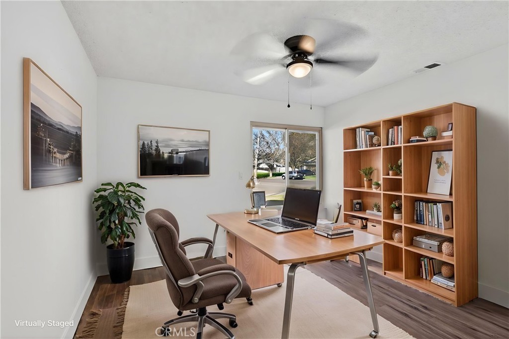 892 Amador Ct, Merced, CA 95340