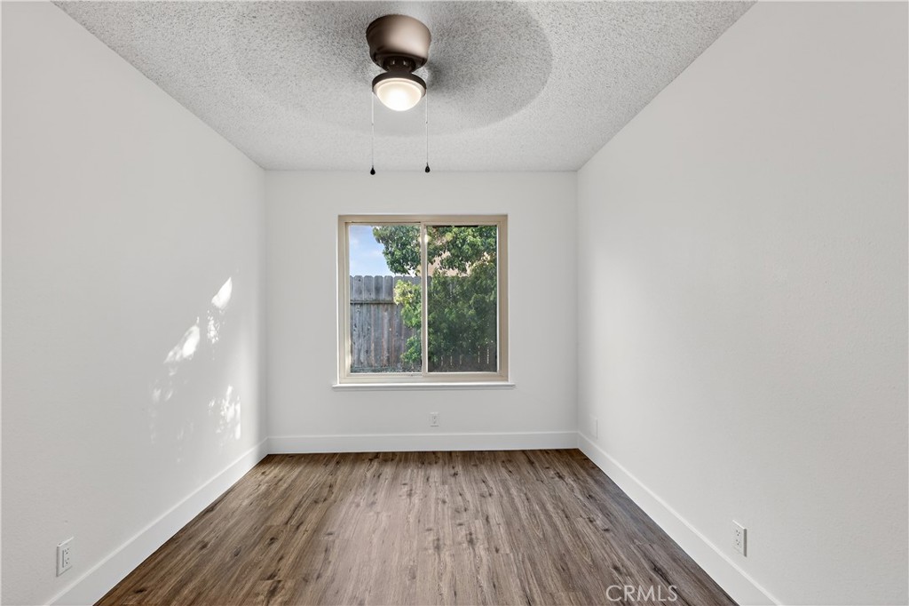 892 Amador Ct, Merced, CA 95340