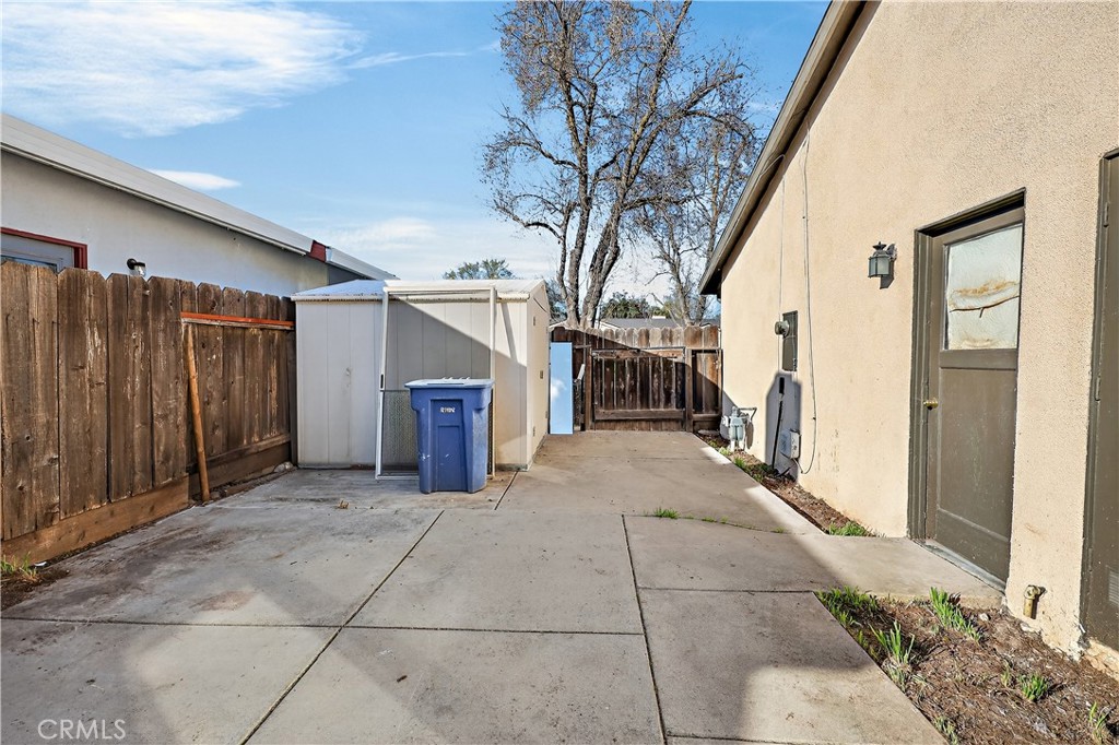 892 Amador Ct, Merced, CA 95340