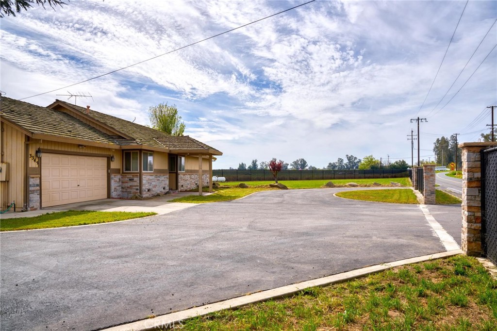 3345 W Avenue 2, Atwater, CA 95301