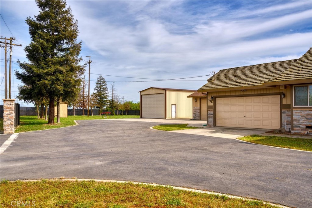 3345 W Avenue 2, Atwater, CA 95301