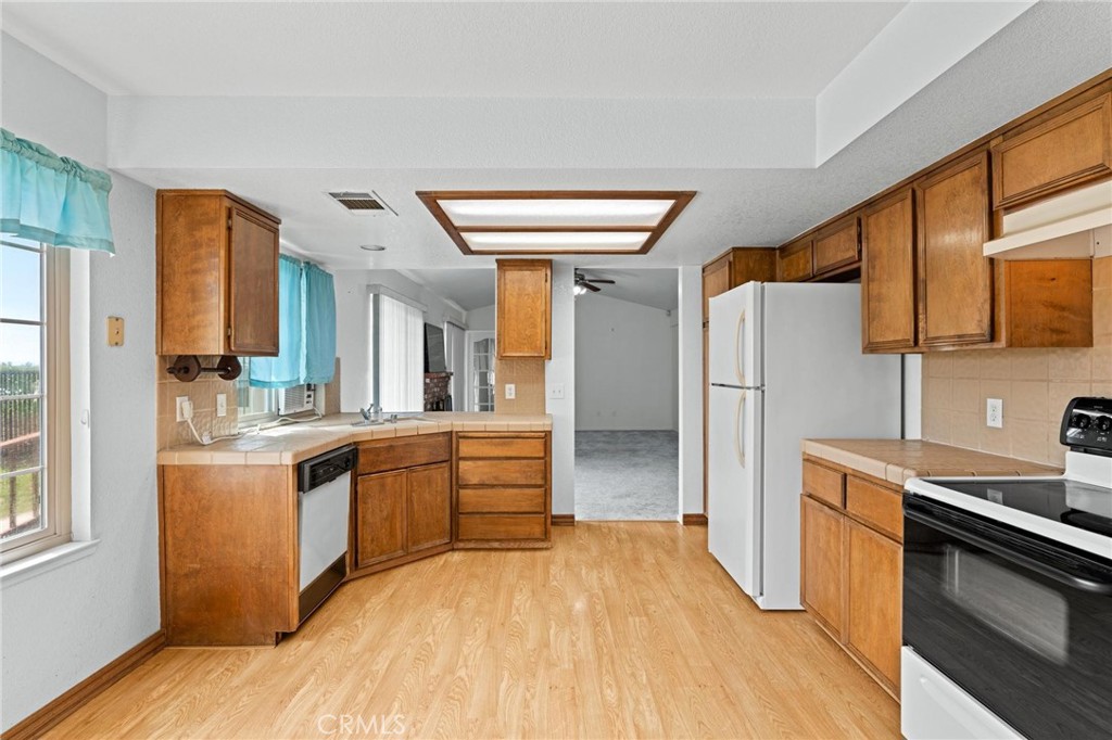 3345 W Avenue 2, Atwater, CA 95301