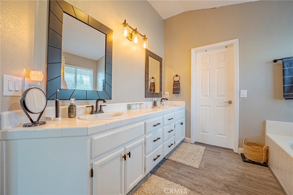 1833 La Quinta Ct, Merced, CA 95340