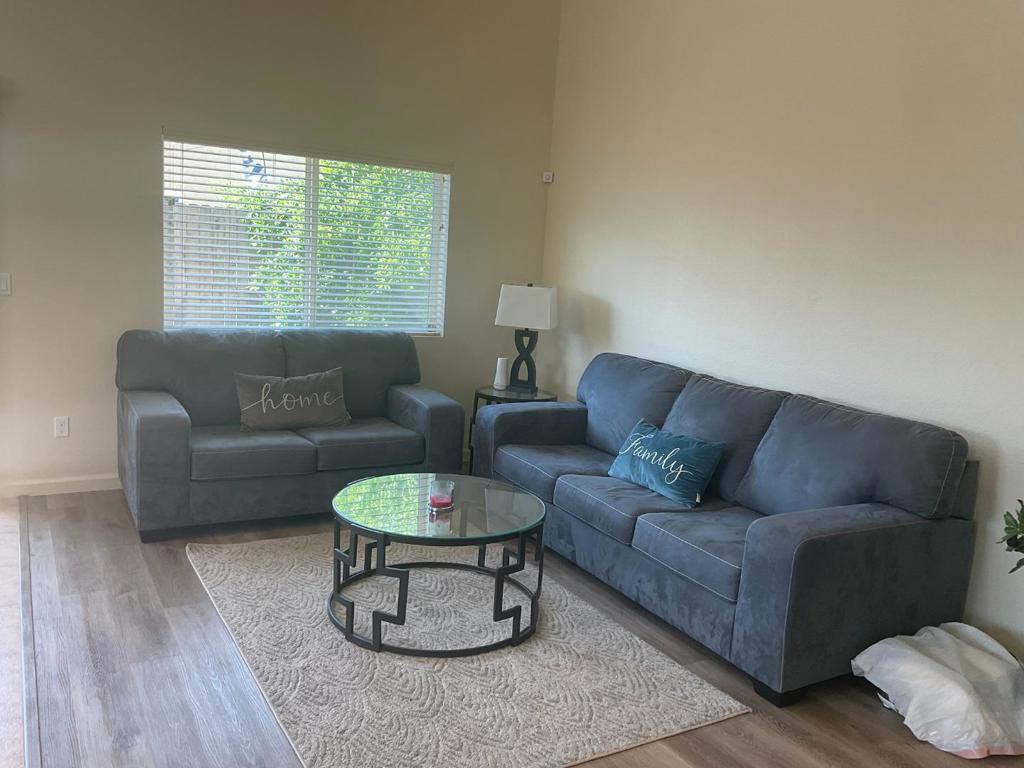 362 Rhianon Dr, Merced, CA 95341