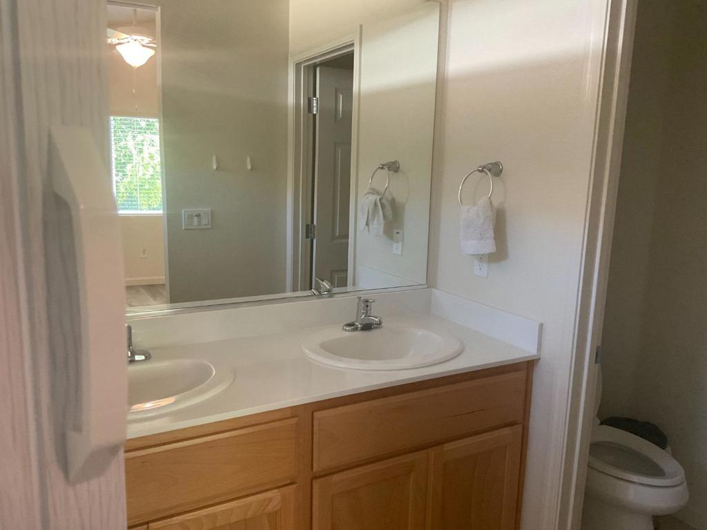 362 Rhianon Dr, Merced, CA 95341