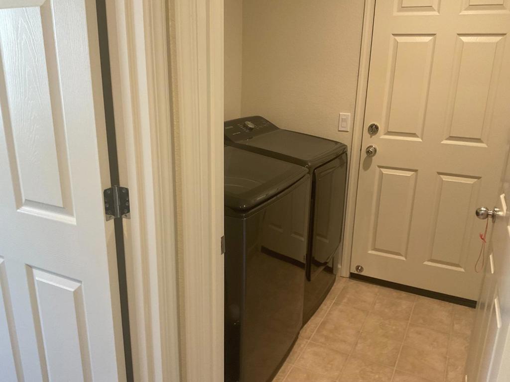 362 Rhianon Dr, Merced, CA 95341