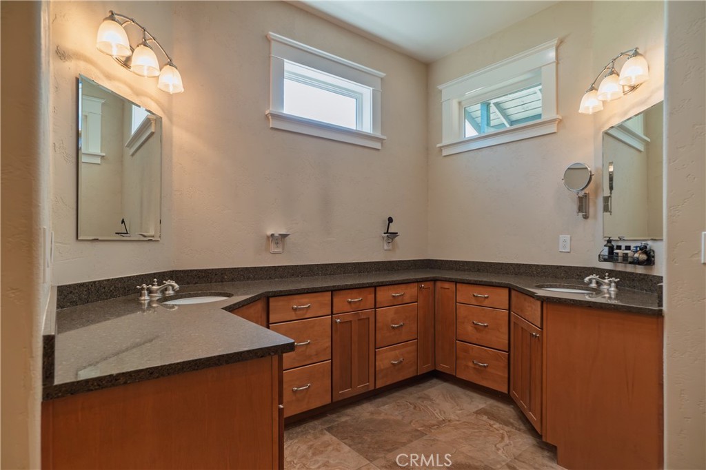 6299 Shelby St, Atwater, CA 95301