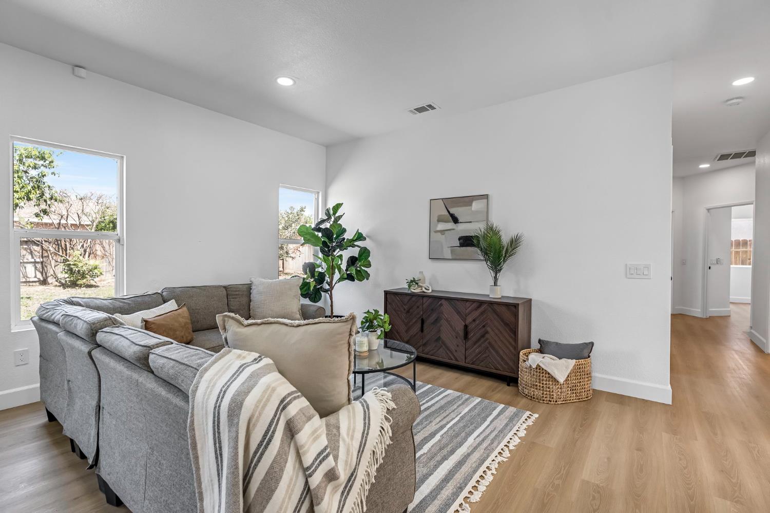 717 Nicklaus Ct, Atwater, CA 95301