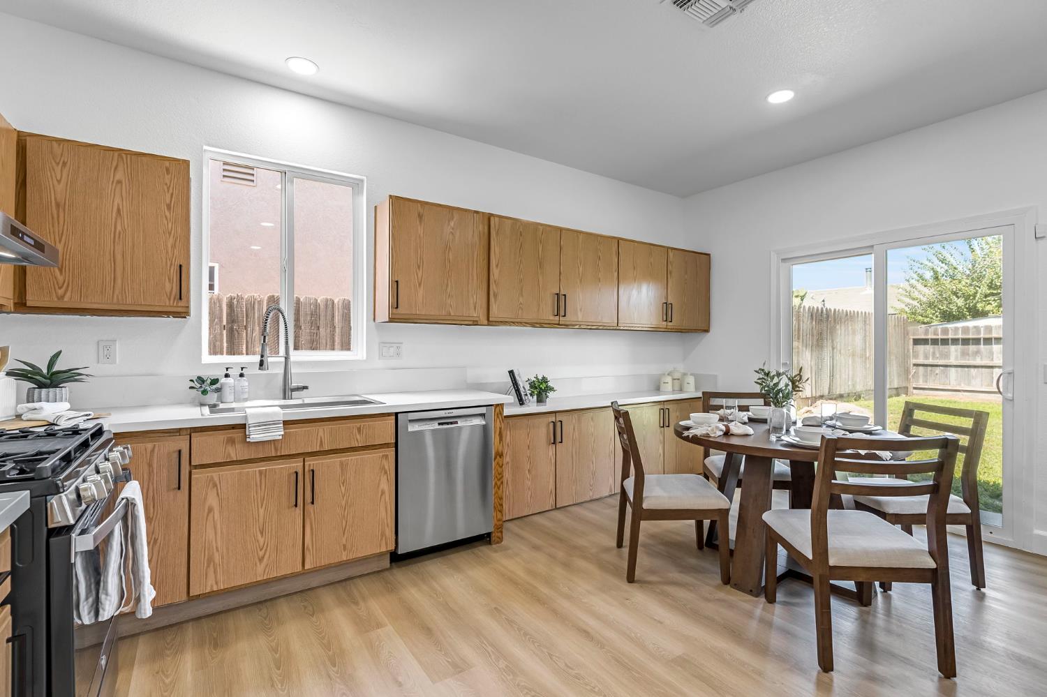 717 Nicklaus Ct, Atwater, CA 95301